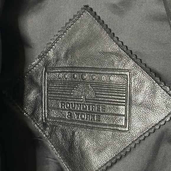 Like New Roundtree & Yorke Men’s Lamb Skin Jacket Size XL - Picture 5 of 8